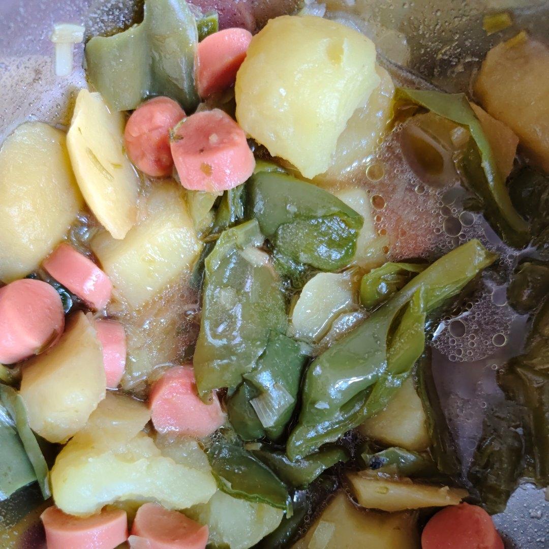 土豆片炒火腿肠