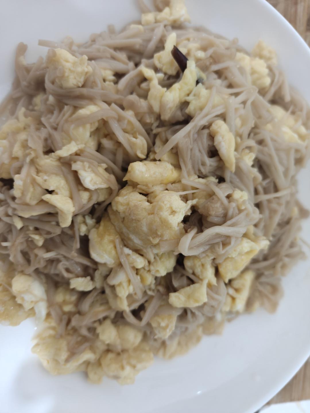 金针菇炒鸡蛋