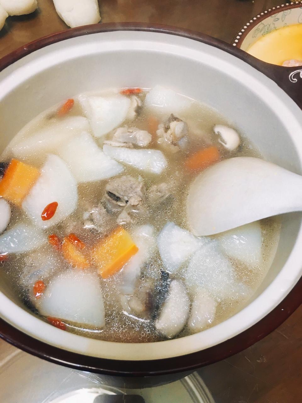 萝卜排骨汤