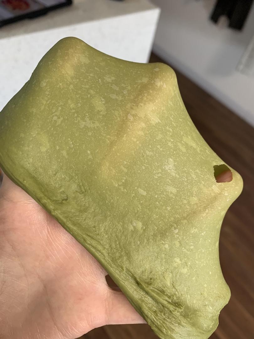 抹茶软欧（蜜豆奶酪馅）