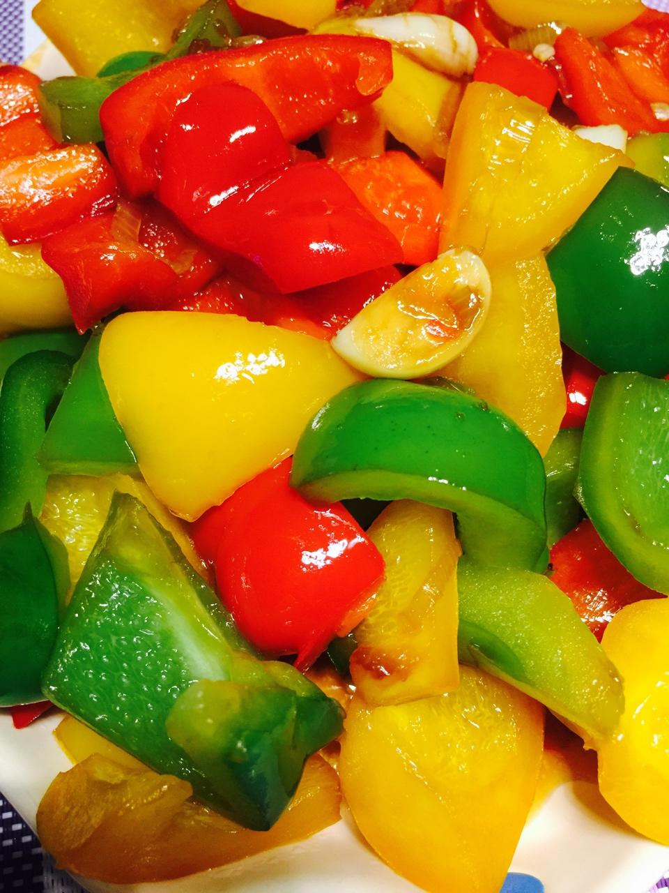 雪的味道1019做的彩椒炒肉