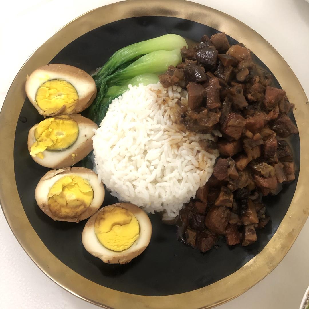 好吃到停不下来的卤肉饭