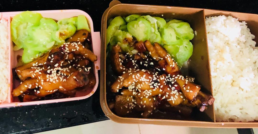 秘制红烧鸡爪