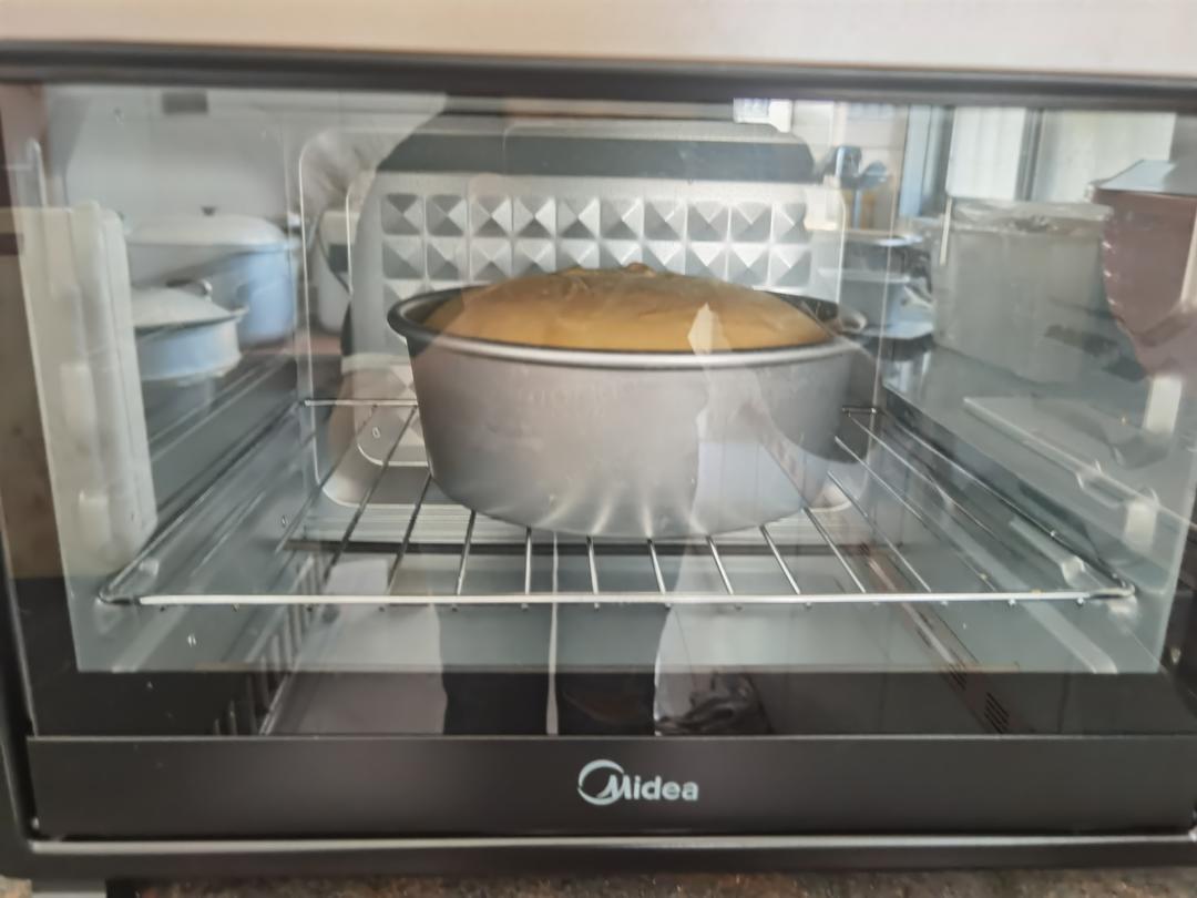 新手必成8寸生日蛋糕（详细多图干货经验分享，解决戚风蛋糕塌陷，奶油饰面涂不好，烤箱温度不好掌握等各种问题）