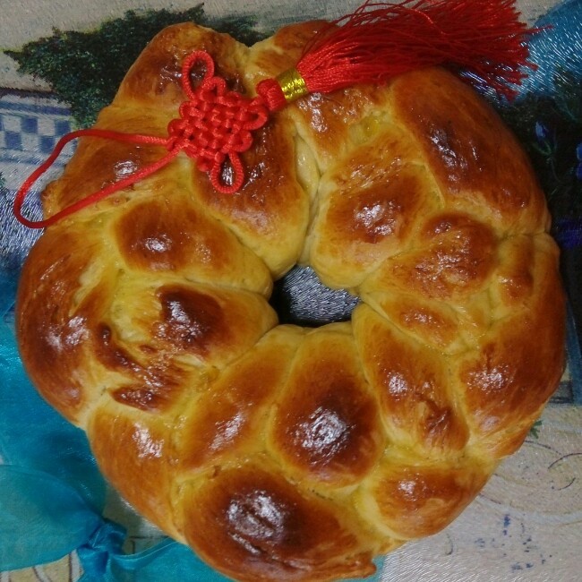 炼奶圣诞花环面包