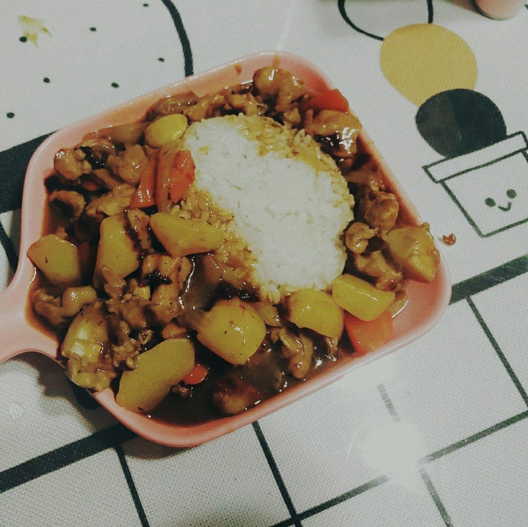 咖喱鸡肉饭