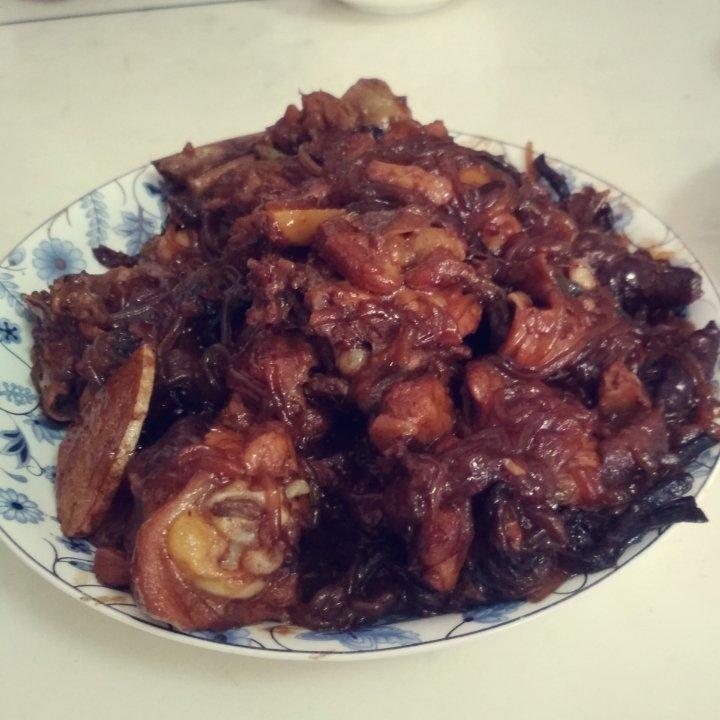 小鸡炖蘑菇