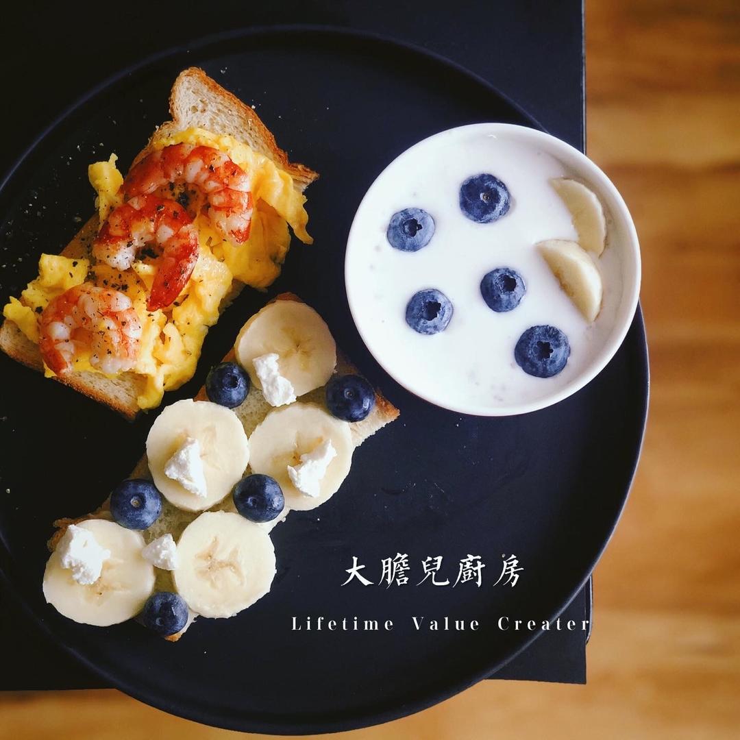 酸奶自制茅屋奶酪，乳清不酸不浪费！健身推荐，超简单