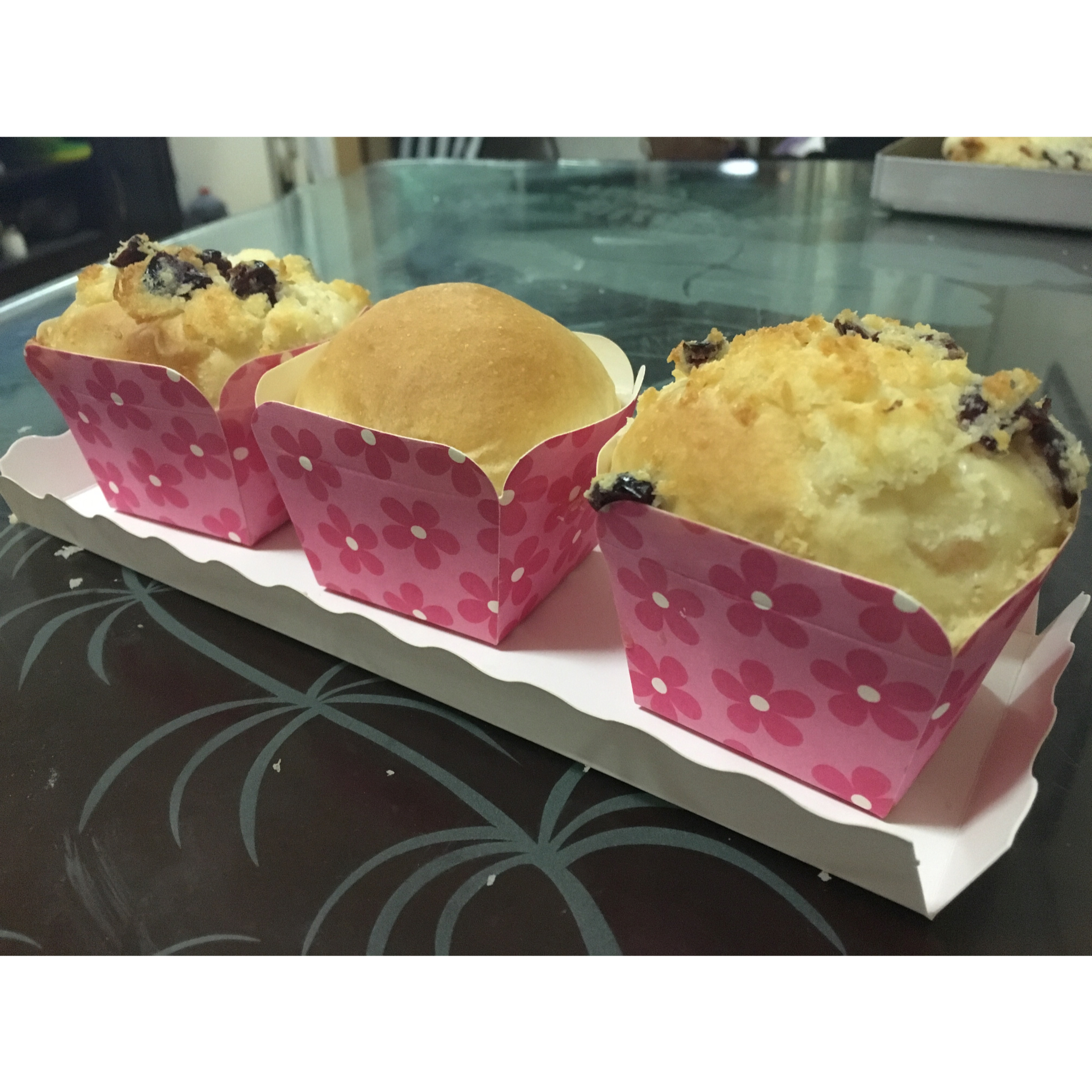 椰蓉蜜豆泡浆面包