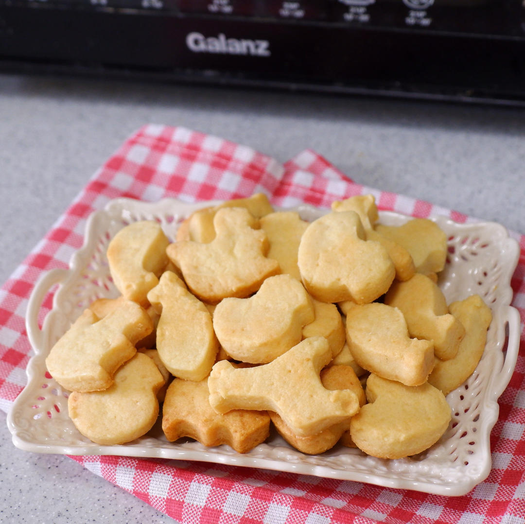 咸奶酪饼干