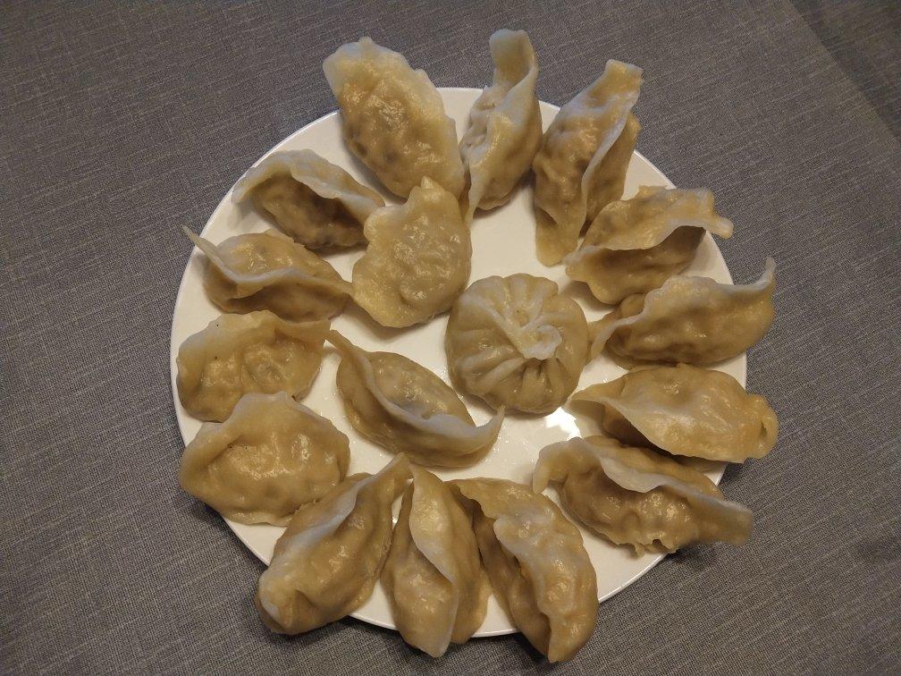 素馅烫面饺子