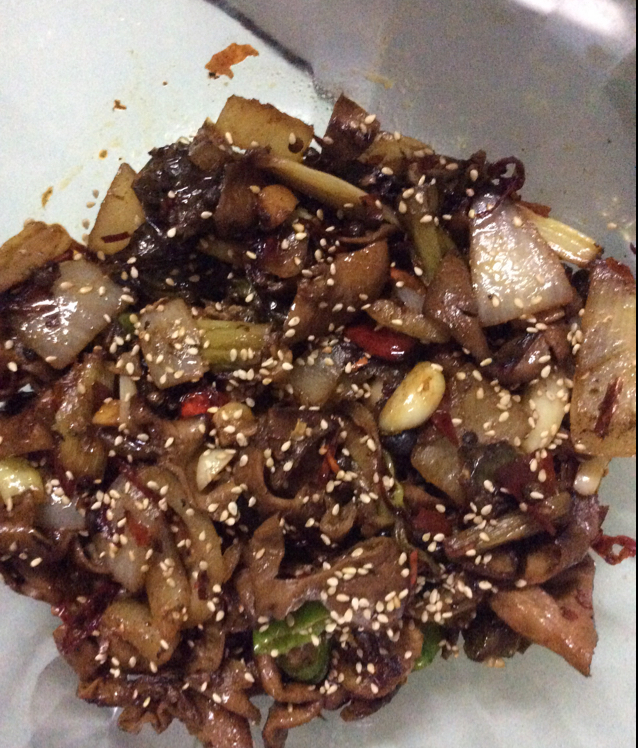 好吃到爆火爆肥肠