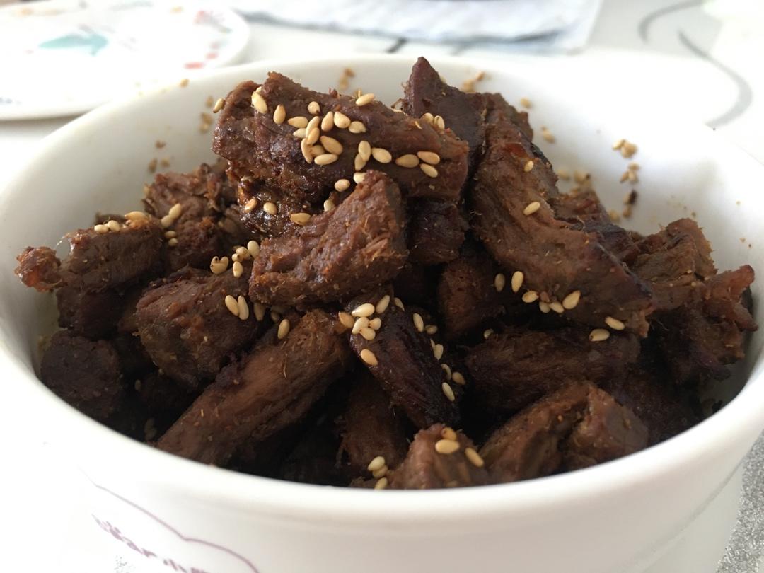 好吃到停不下来的手撕牛肉