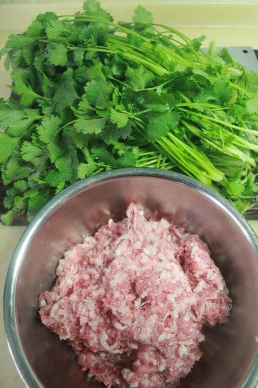 大刀夺命香菜猪肉饺子
