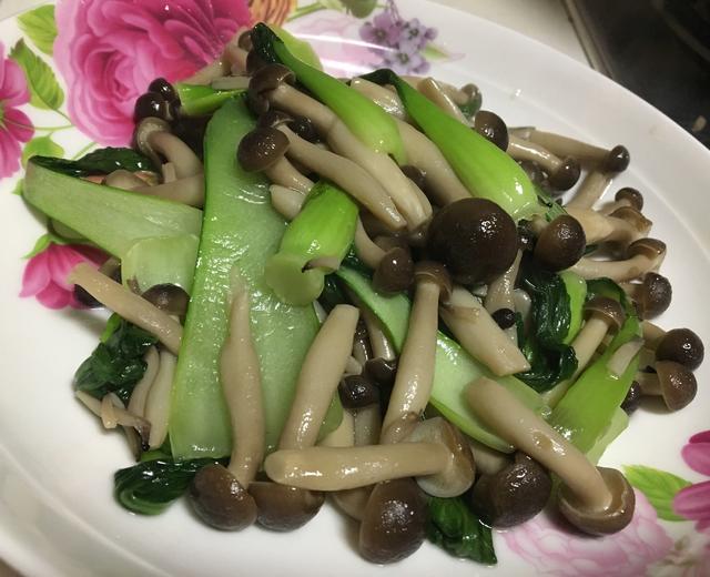 蟹味菇炒青菜的做法