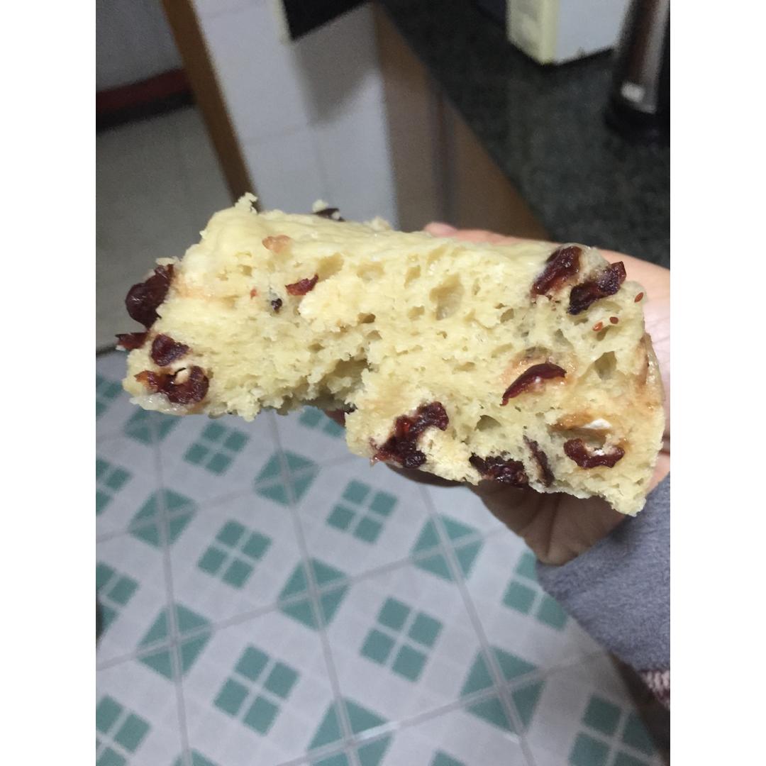 不用揉面，简单易做的——蔓越莓发糕