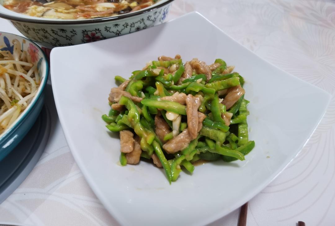 ‼️好吃到舔盘的青椒肉丝盖浇饭