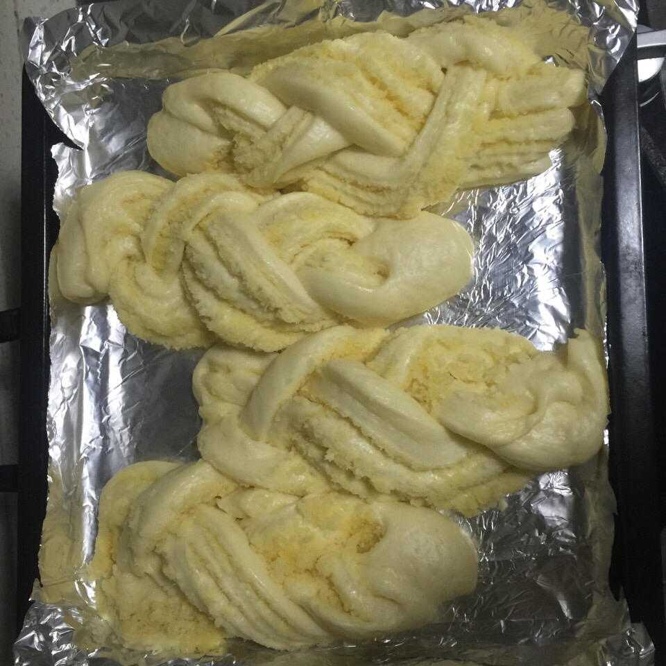 椰蓉辫子排包