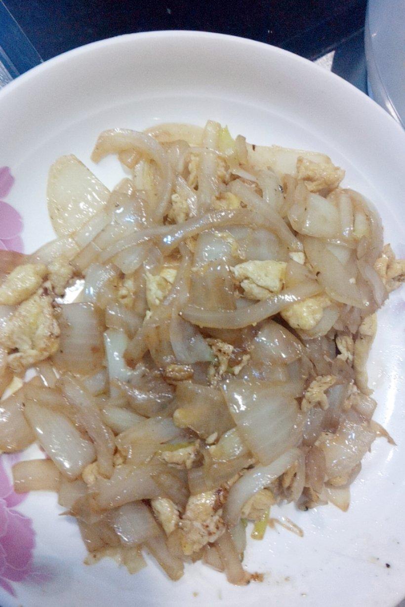 洋葱炒鸡蛋