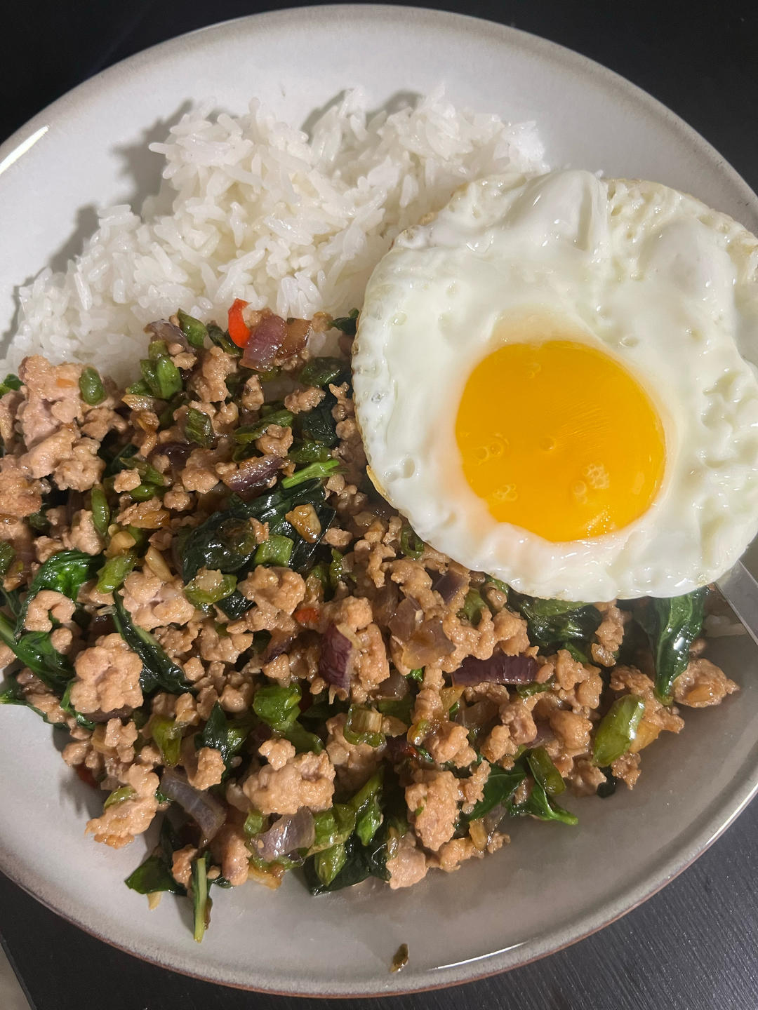 泰式打抛饭（九层塔肉沫）
