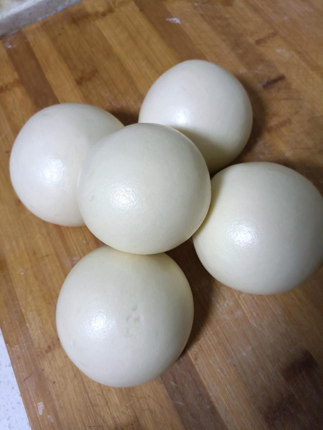 新手做馒头也能100%成功——附上非常详细的视频步骤（一次发酵法）