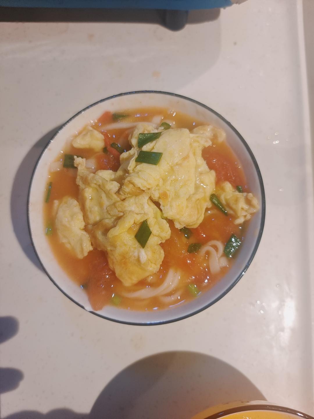 恨不得抱着锅舔的番茄鸡蛋面