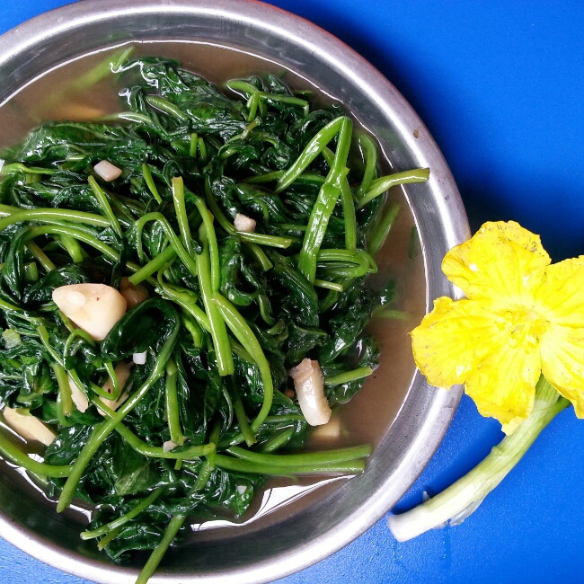 空心菜:爆炒菜叶，爆炒菜梗（节俭版）