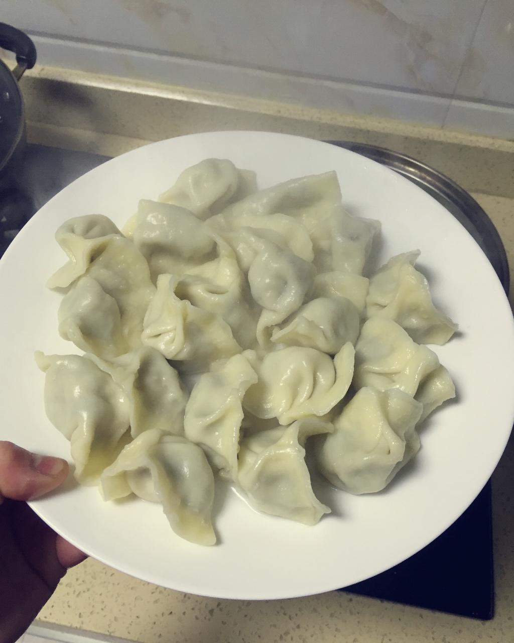 芹菜木耳鲜肉水饺