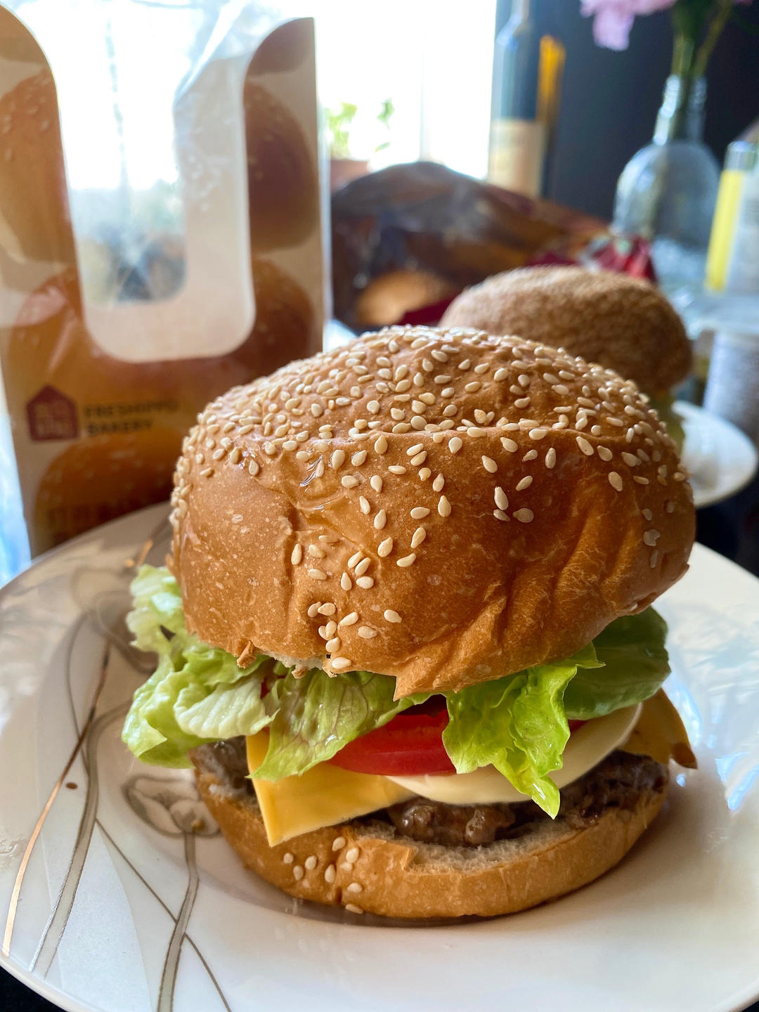 牛肉汉堡 煎出香嫩多汁的牛肉饼
