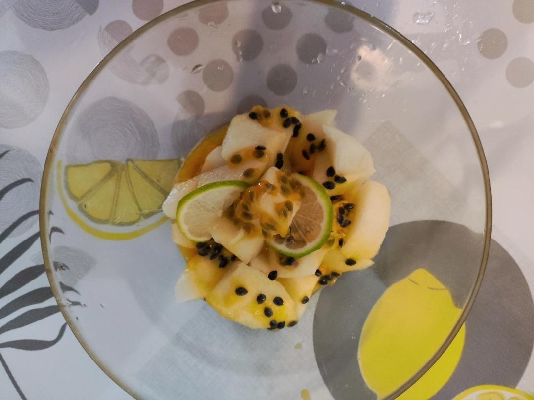 百香果淋汁沙拉