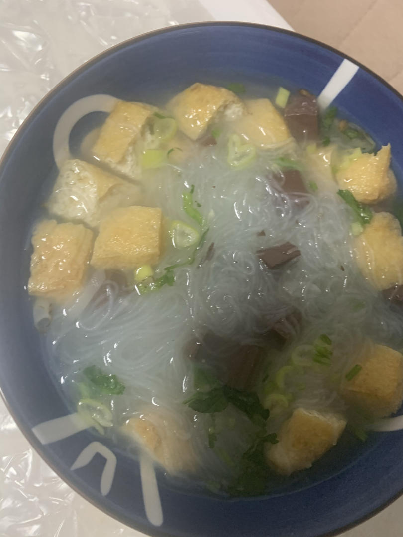 鸭血粉丝汤