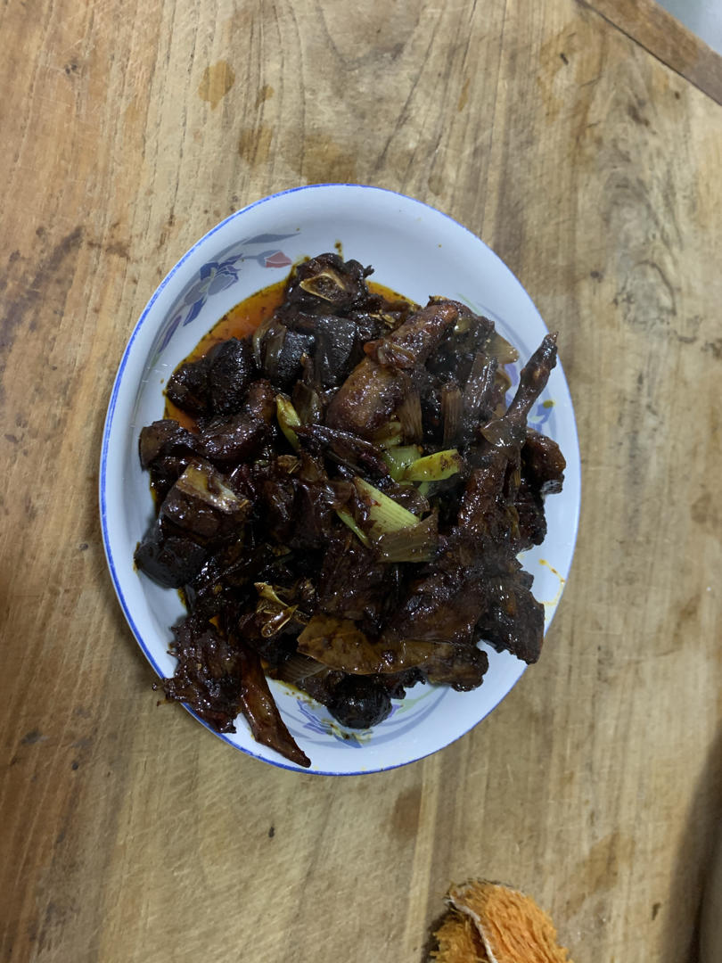 美味的红烧鸽子