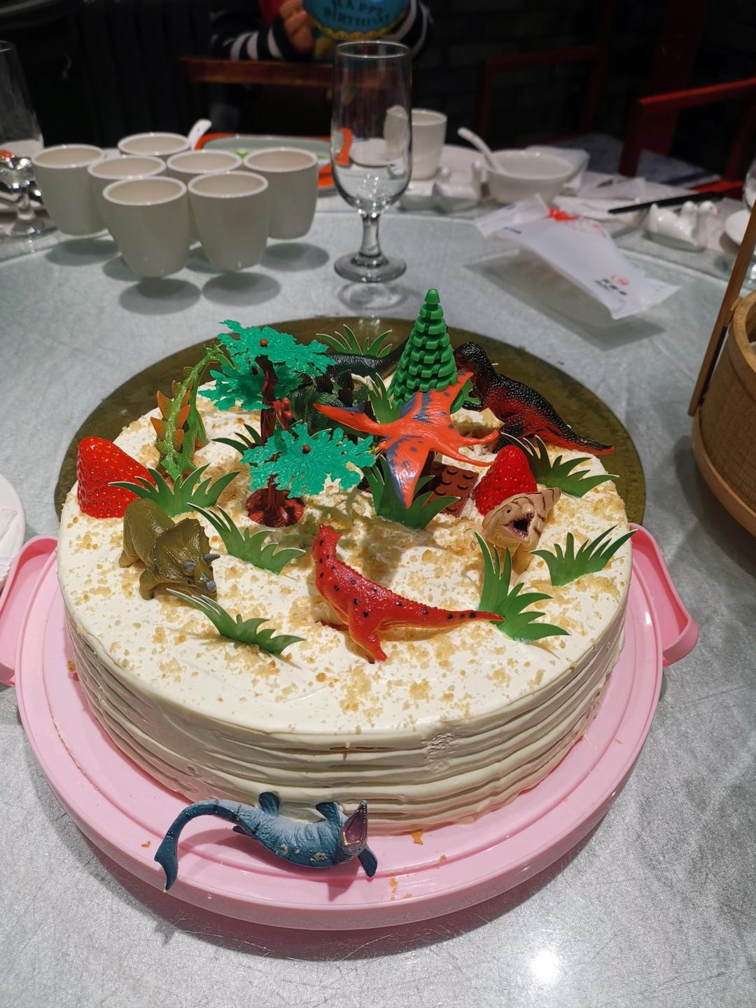 8寸恐龙生日蛋糕