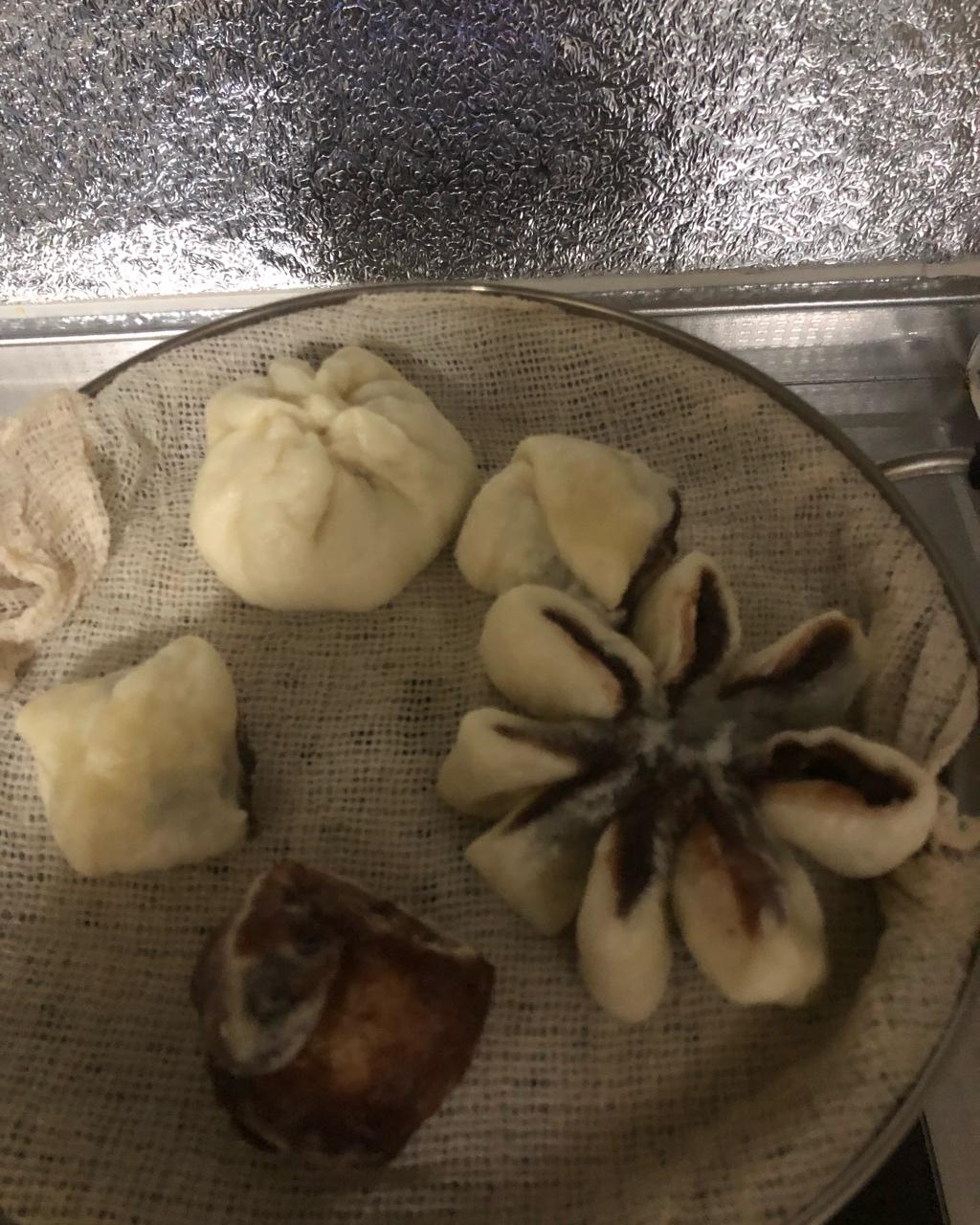 豆沙花朵包