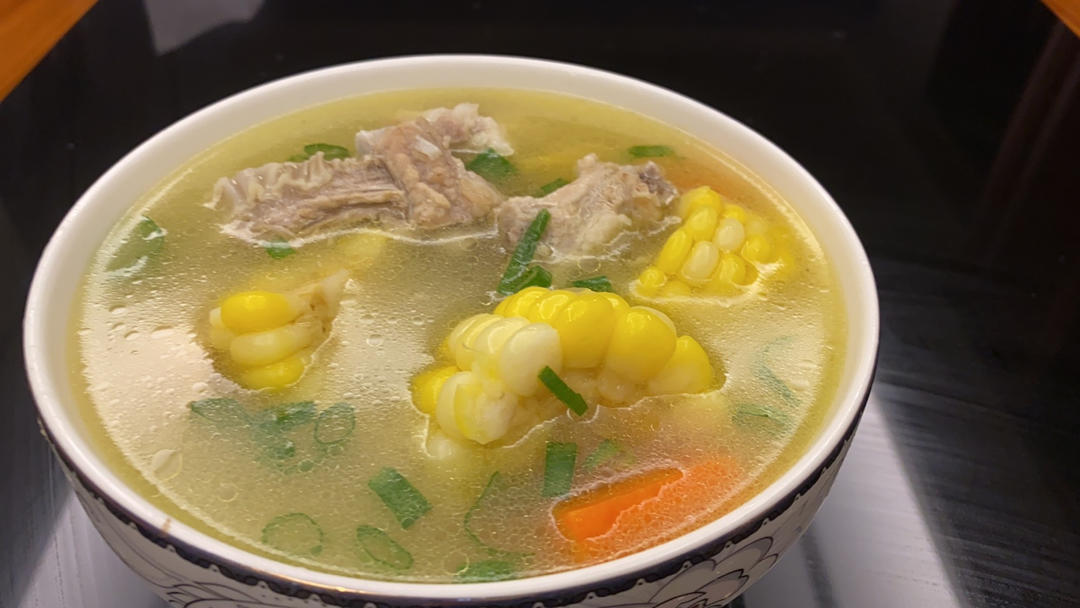 玉米排骨汤