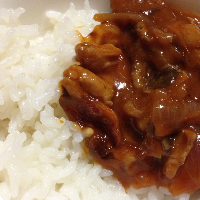 番茄红烩牛肉咖喱饭