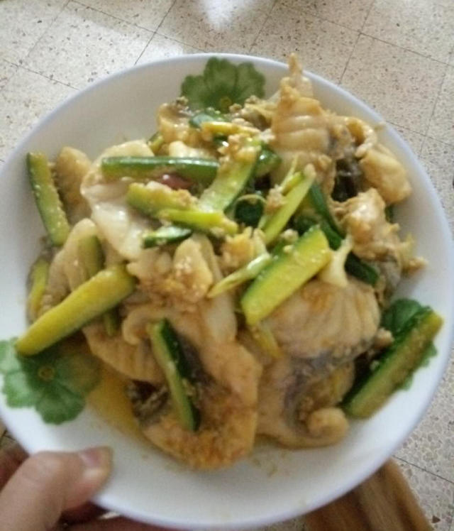 大丰收干锅脆鱼