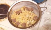 Fusilli with Meatball & Veges的做法 步骤4