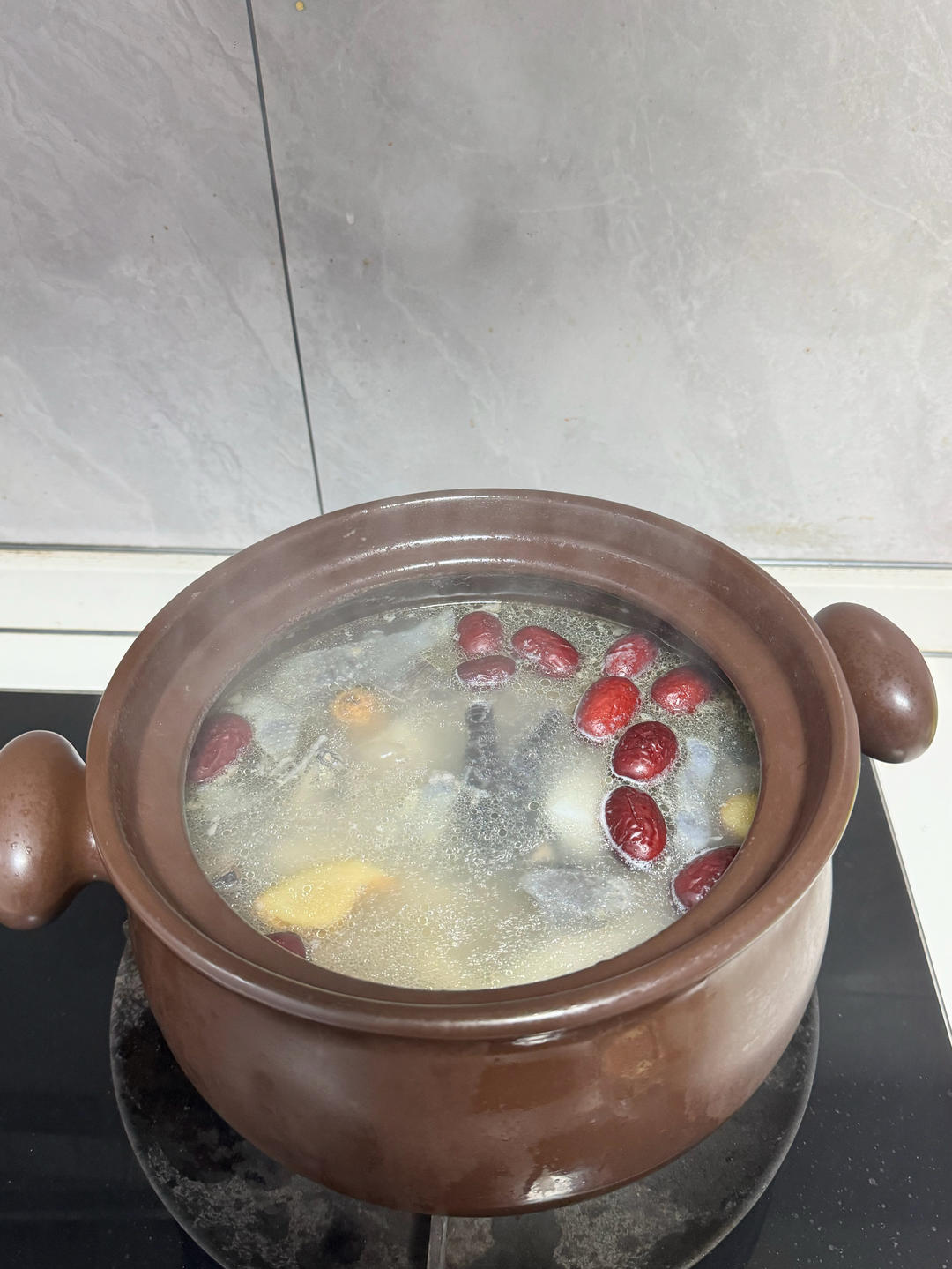 山药红枣乌鸡汤