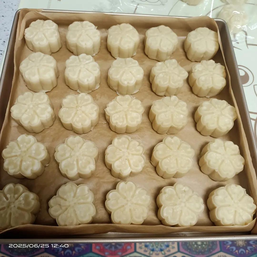 中式糕点｜酥皮绿豆饼