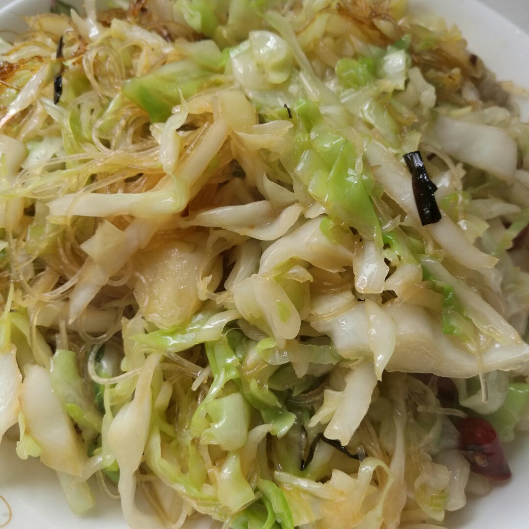 卷心菜炒粉丝 Glass noodles with Cabbage