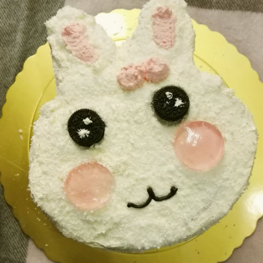 椰蓉小兔子奶油蛋糕