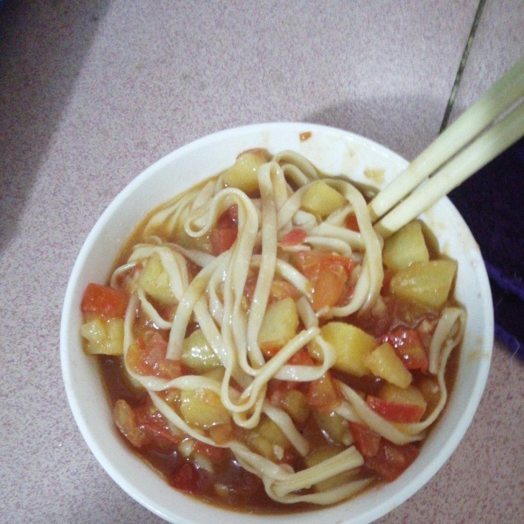 番茄土豆焖面 这个巨巨巨好吃！！