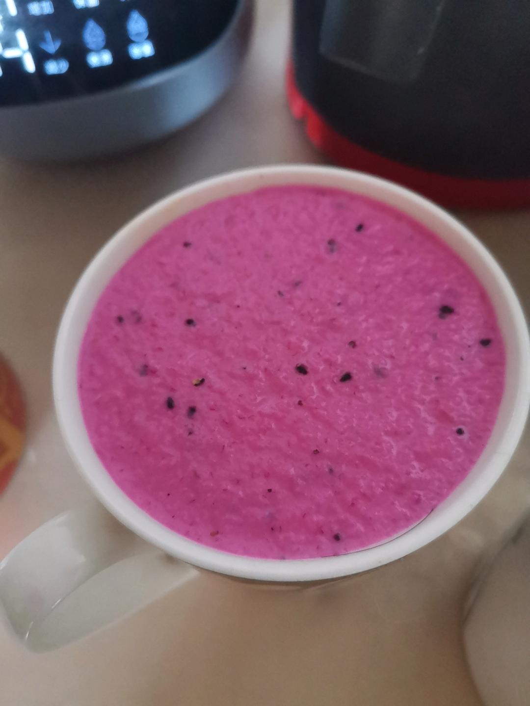 哈密瓜火龙果牛奶果汁