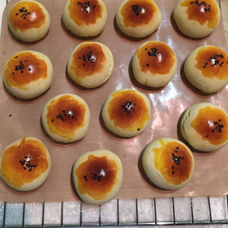 【炼乳蛋黄果子】无油 简单