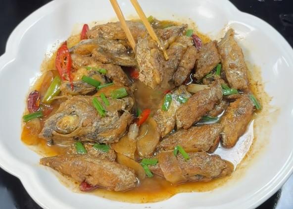 红烧带鱼