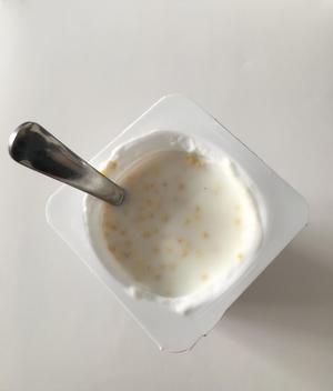 蒙古族吃法酸奶拌炒米，饿的时候来一杯的做法 步骤7