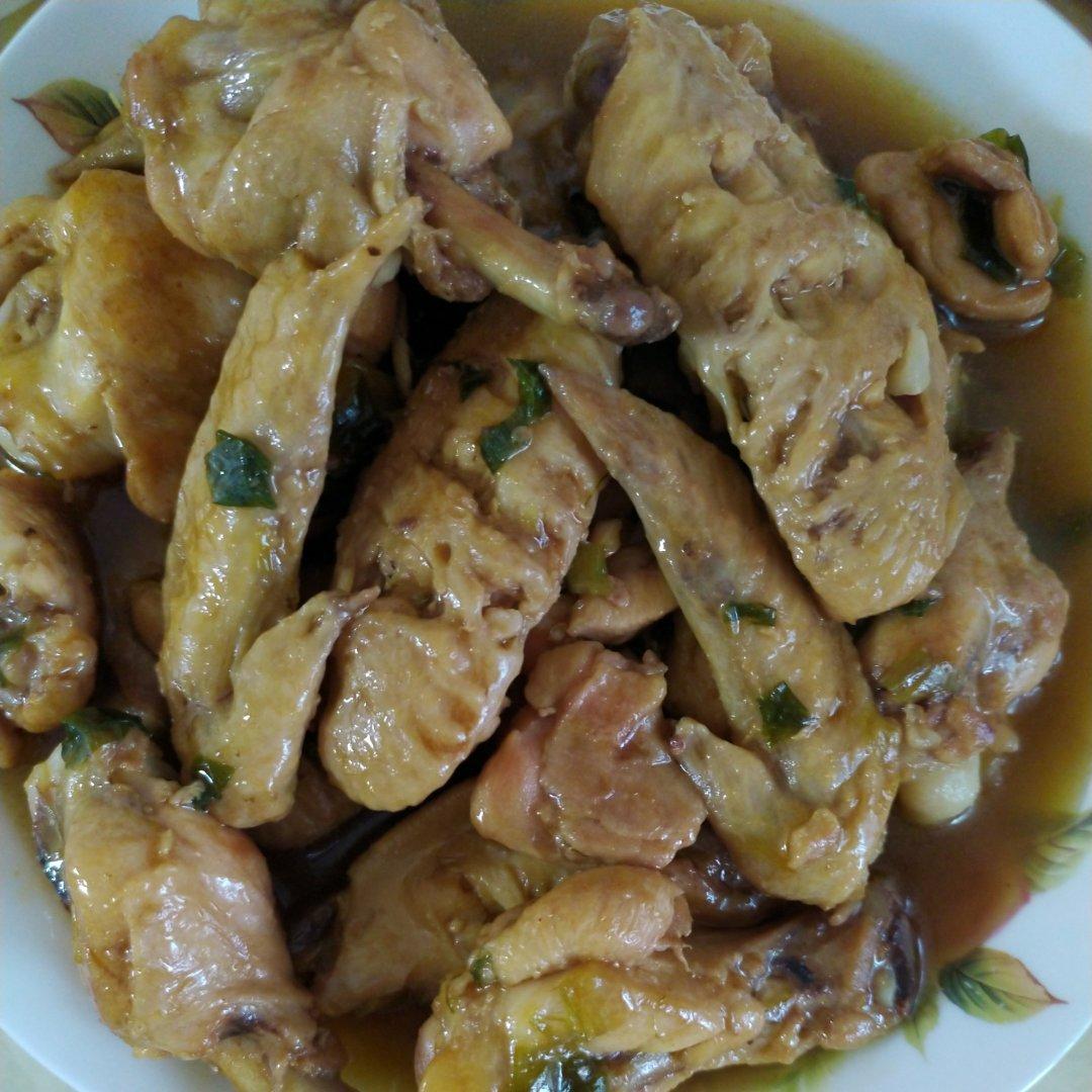 外婆教我的红烧鸡翅·连汤汁都狠好吃！！！