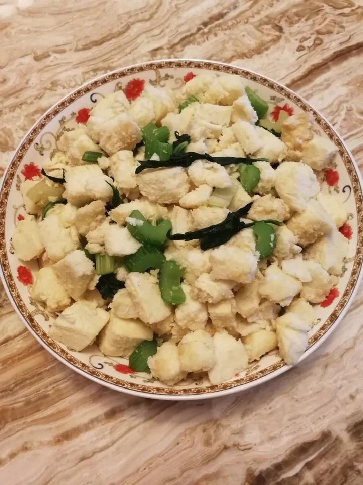 烩馒头丁（低脂素食）