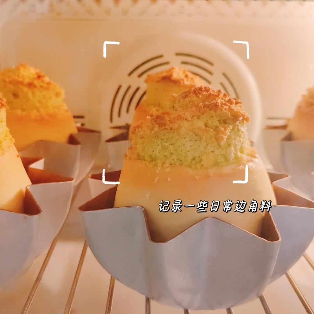 开心果酱奶酥面包｜面包柔软，奶酥巨香！